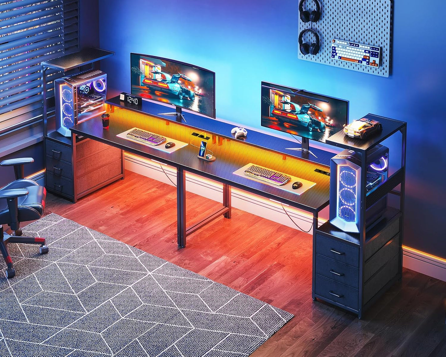 Bureau Gaming Coleshome Électrique – Éclairage LED RGB, Réversible avec Rangement et Support Écran – 140 cm – Style Moderne